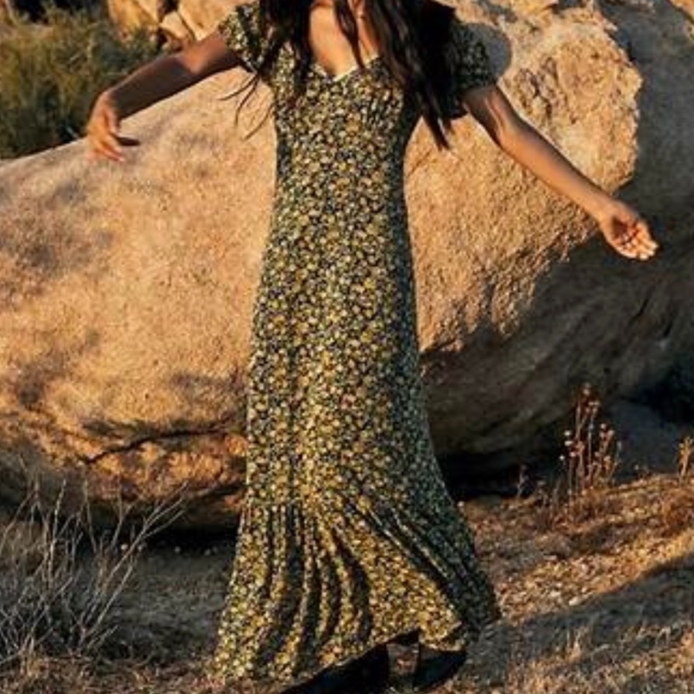 Urban Outfitters Floral Print Puff Sleeve Maxi Dress